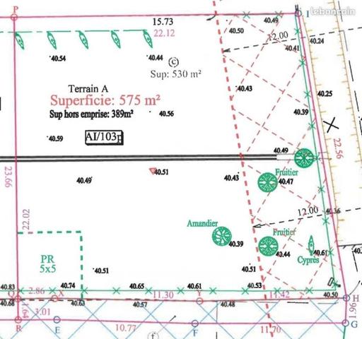 Courthézon (84350) Beau terrain constructible de 575m2