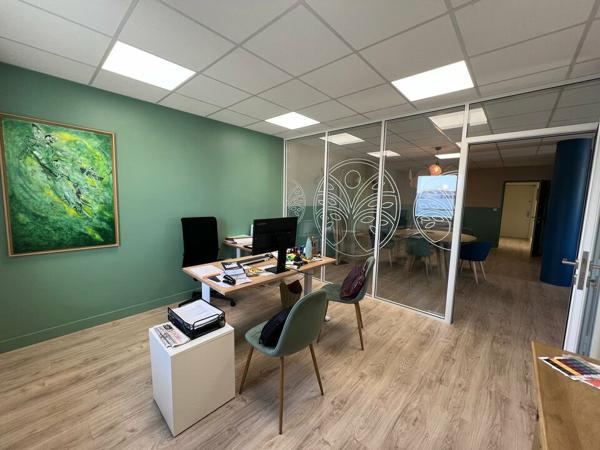 Bureaux à louer Valence 97 m² rénovés avec ascenseur et parkings