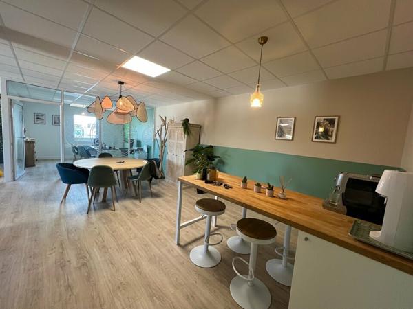 Bureaux à louer Valence 97 m² rénovés avec ascenseur et parkings