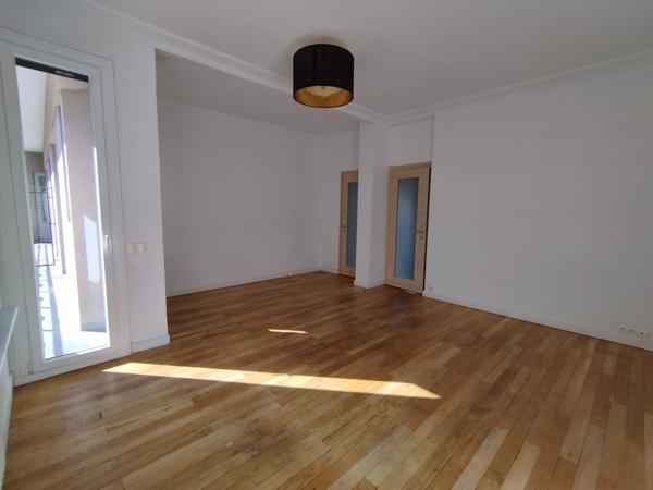 Appartement 3 pièce(s) 2 chambre(s) 79 m²