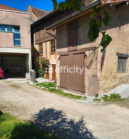 Appartement
         5 pièces
        - 145 m² Exclusivité 128 800 € *
