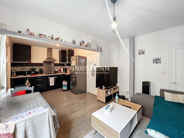 Perpignan, appartement 3 pieces 47.63 m2, cour privative.