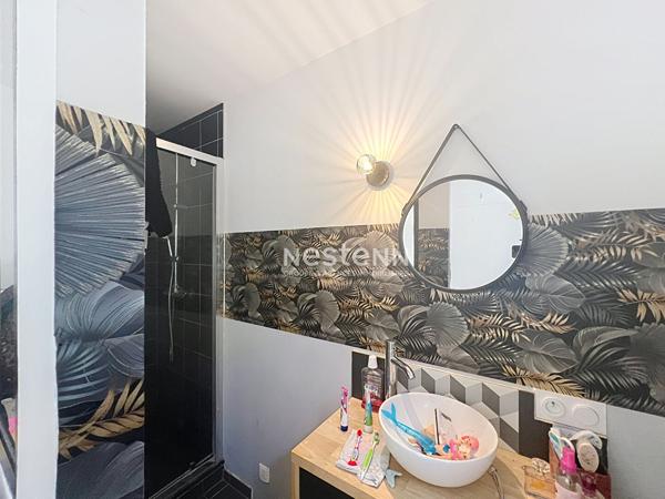 Perpignan, appartement 3 pieces 47.63 m2, cour privative.