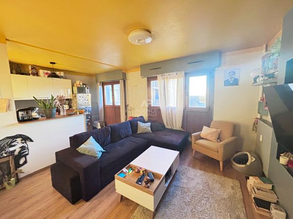 Appartement Saint Ouen L Aumône 1 pièce(s) 33.46 m² €100 000 ** - Référence 11145