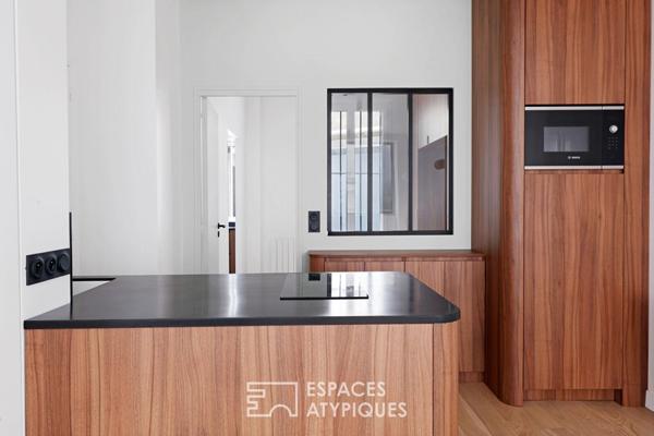 Appartement rénové dans passage confidentiel – Saint-Philippe du Roule