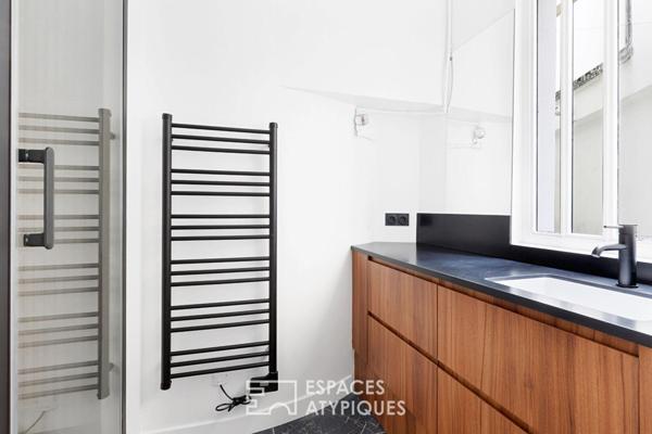 Appartement rénové dans passage confidentiel – Saint-Philippe du Roule