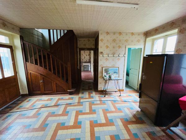 VINEUIL CENTRE MAISON A RESTAURER POTENTIEL DE 80M² HABITABLE