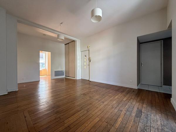 Appartement T3 Terrasse + Parking - UCO