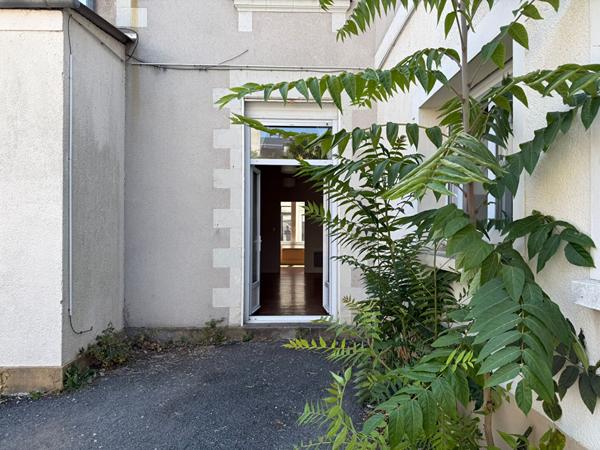Appartement T3 Terrasse + Parking - UCO