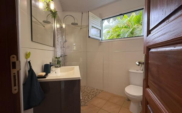 Maison à vendre    4 pièces •  Sainte-Anne