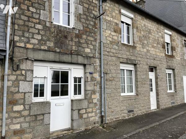 Ensemble immobilier au coeur de SOURDEVAL (50)