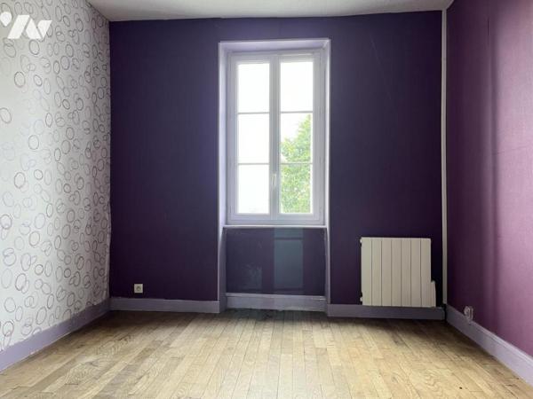 Ensemble immobilier au coeur de SOURDEVAL (50)