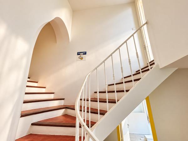 PEYPIN – PLACE DU VILLAGE – ENSEMBLE IMMOBILIER 138,91 M² – PROJET RÉSIDENTIEL À FORT POTENTIEL