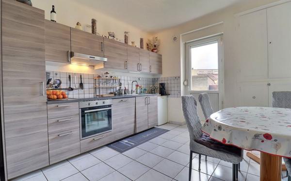 Immeuble à vendre    9 pièces •  Freyming-Merlebach