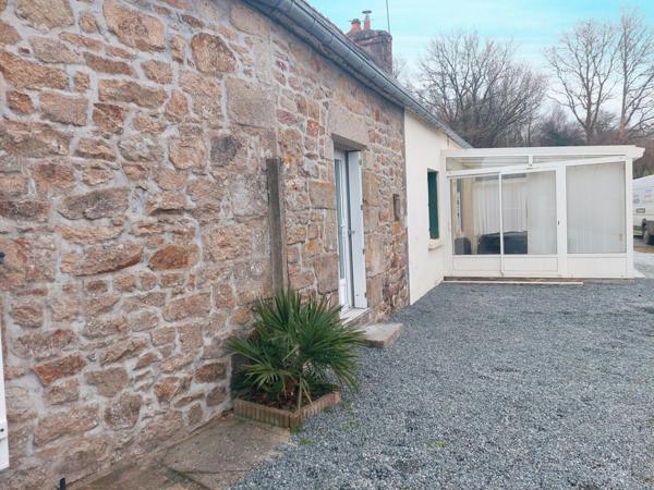 Maison à PLOUNEVEZ-MOEDEC, 22810 - 7 pièces 160m²