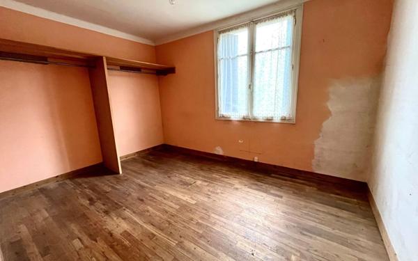 Maison à vendre    3 pièces • 65,84 m2 Rostrenen