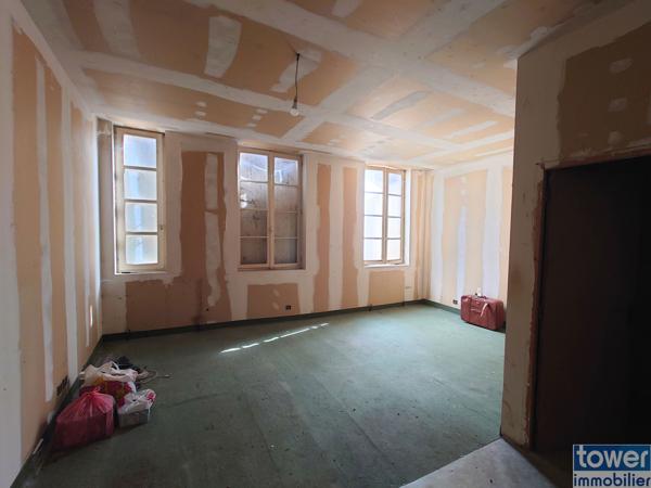 Maison 10 pièce(s) 1 chambre(s) 350 m²