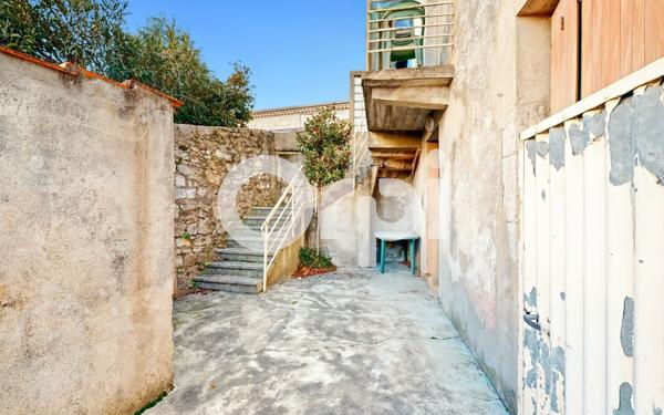 Maison à vendre    3 pièces • 103,30 m2 Saint-Alban-Auriolles