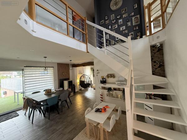 Maison individuelle à vendre à Saint-Yorre dans l'Allier (03270), ref : 2026/999-03020