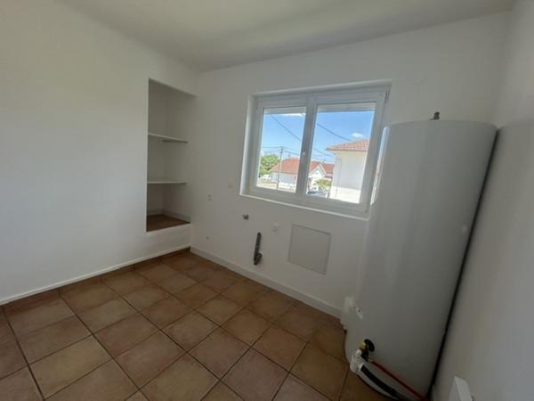 Maison à louer 1 200 € CC Tarbes 6 p 134 m² DPE D