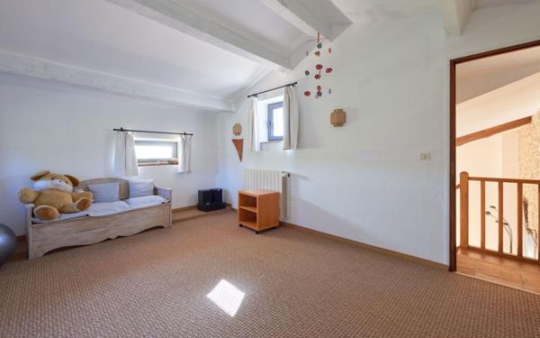 Maison à vendre    8 pièces • 220 m2 Forcalquier