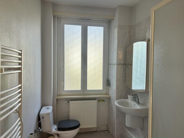 Charmant 3/4 pièces de 80m2 dans maison an20