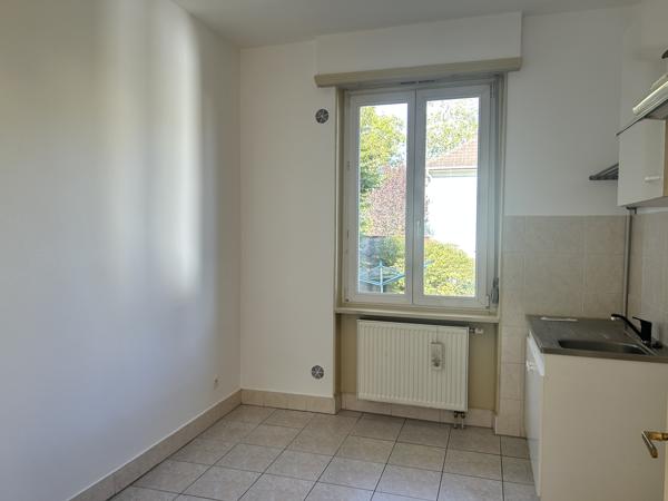 Charmant 3/4 pièces de 80m2 dans maison an20