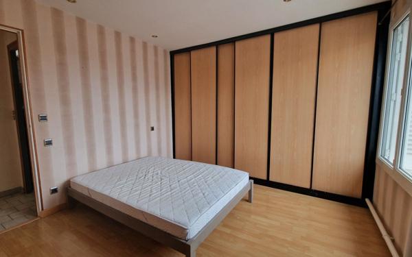 Appartement à vendre    5 pièces • 77,72 m2 Orléans