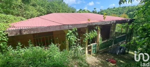 Maison 4 pièces de 110 m² à Les Abymes (97139)