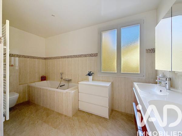 Maison à vendre 6 pièces 180 m² Yerres