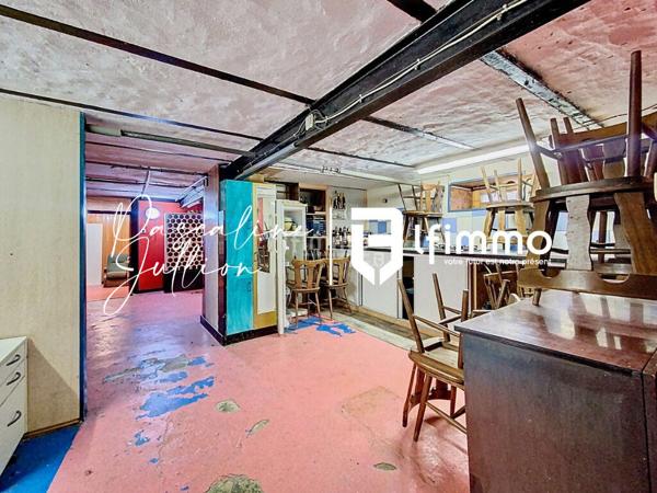 Vaste maison au potentiel multiple