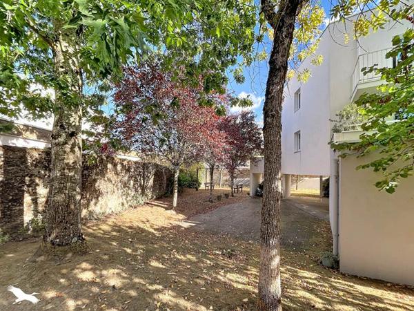 Appartement à vendre 244 950 € Rezé 5 p 94 m² DPE C