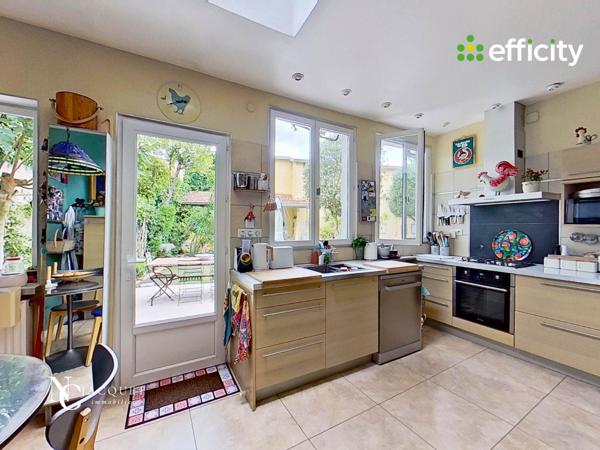 Maison 6 pièces - 184 m²