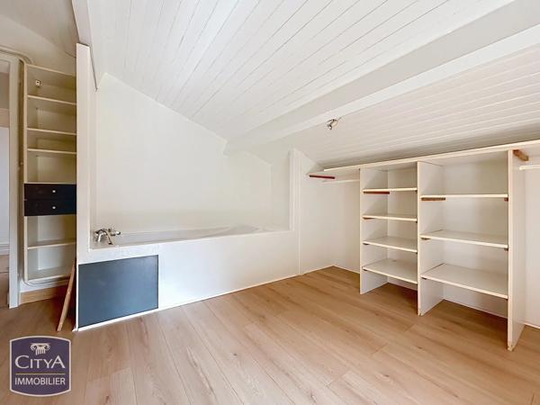 Maison à vendre 5 pièces 101.8m² Mont-de-Marsan (40000)