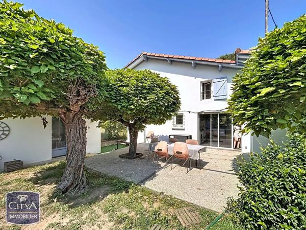 Maison à vendre 5 pièces 101.8m² Mont-de-Marsan (40000)