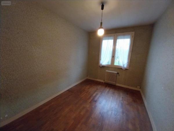 Maison individuelle à vendre à Louvigné-de-Bais en Ille-et-Vilaine (35680), ref : 35131-1039757   
Hors lotissement