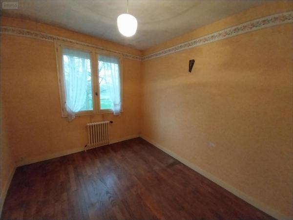 Maison individuelle à vendre à Louvigné-de-Bais en Ille-et-Vilaine (35680), ref : 35131-1039757   
Hors lotissement