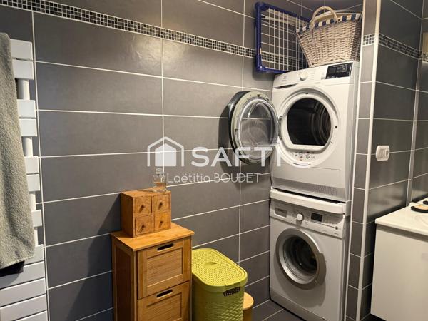 VUE SUR LE PORT DES MINIMES A LA ROCHELLE - 2 CHAMBRES, TERRASSE ET PLACE DE PARKING SOUTERRAINE