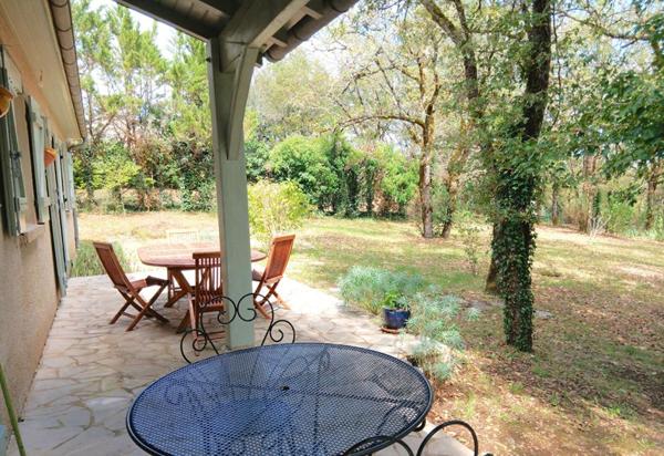Cahors 46000 maison de plain-pied 3 chambres terrain 2500 m²
