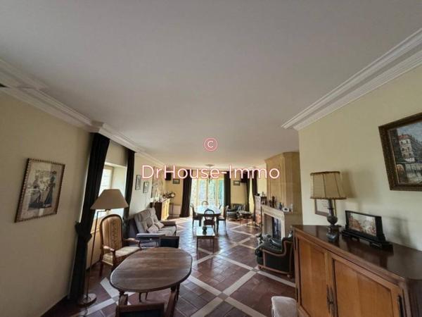 Maison à vendre 5 pièces de 232 m²