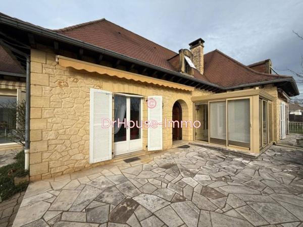 Maison à vendre 5 pièces de 232 m²