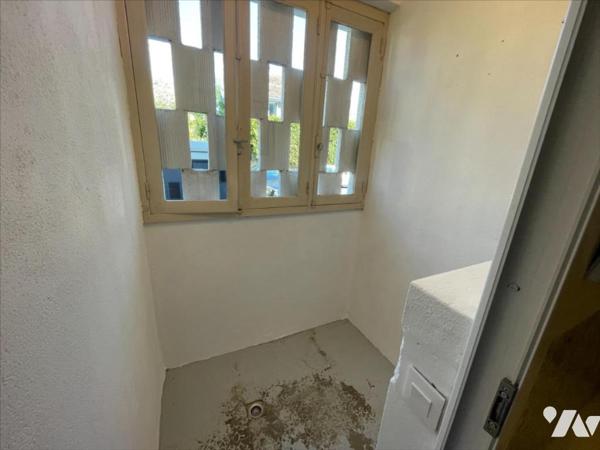 CAEN HAIE VIGNÉ APPARTEMENT 6 PIECES A RENOVER