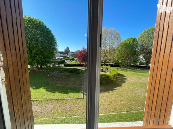 CAEN HAIE VIGNÉ APPARTEMENT 6 PIECES A RENOVER