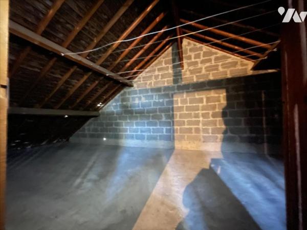 CAEN HAIE VIGNÉ APPARTEMENT 6 PIECES A RENOVER