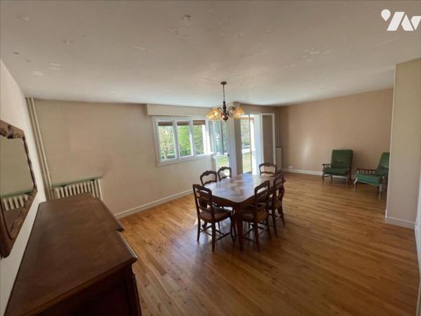 CAEN HAIE VIGNÉ APPARTEMENT 6 PIECES A RENOVER