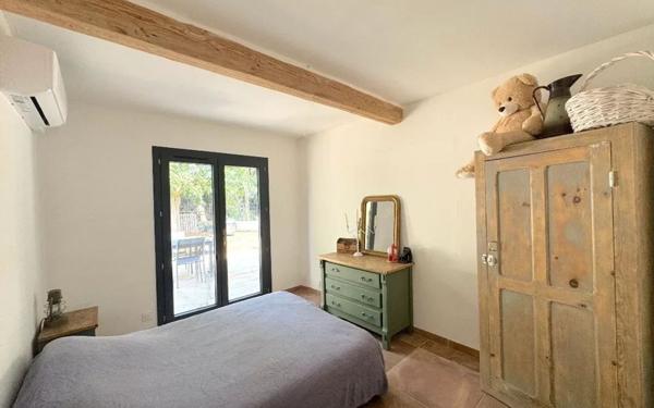 Maison à vendre    4 pièces •  Générac