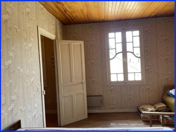 LESTELLE BETHARRAM (64) Maison à vendre 8 pièces 238 m2 +190m2 de dependances amenageables sur 758 m2 de terrain