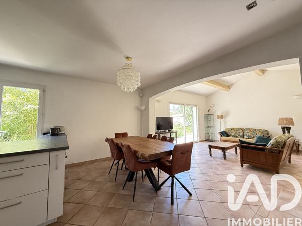 Maison à vendre 5 pièces 111 m² Le Luc