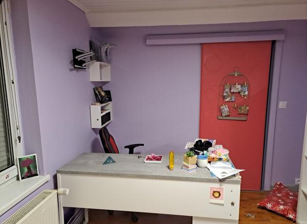 Maison d'environ 100 m², 4-5 pièces dont 3 ch., terrain 10.4 ares