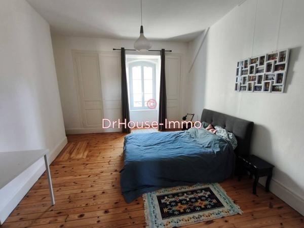 Appartement à louer 3 pièces de 77 m²